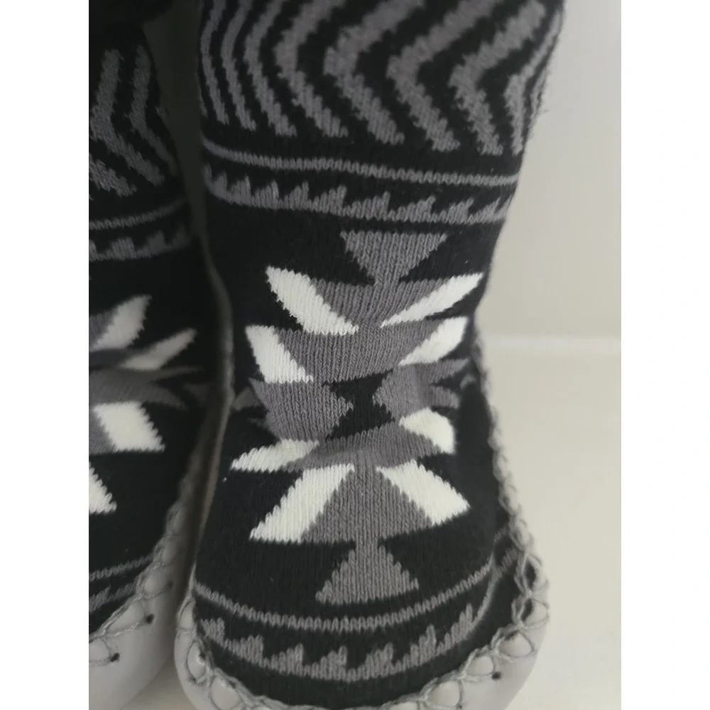 Native Northwest Indigenous Artists Lavishings Baby Moccasin's Booties New W Tag